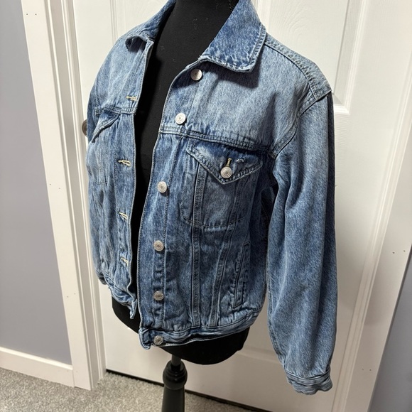 Joe Fresh X Jillian Harris Jean Jacket - Picture 2 of 7